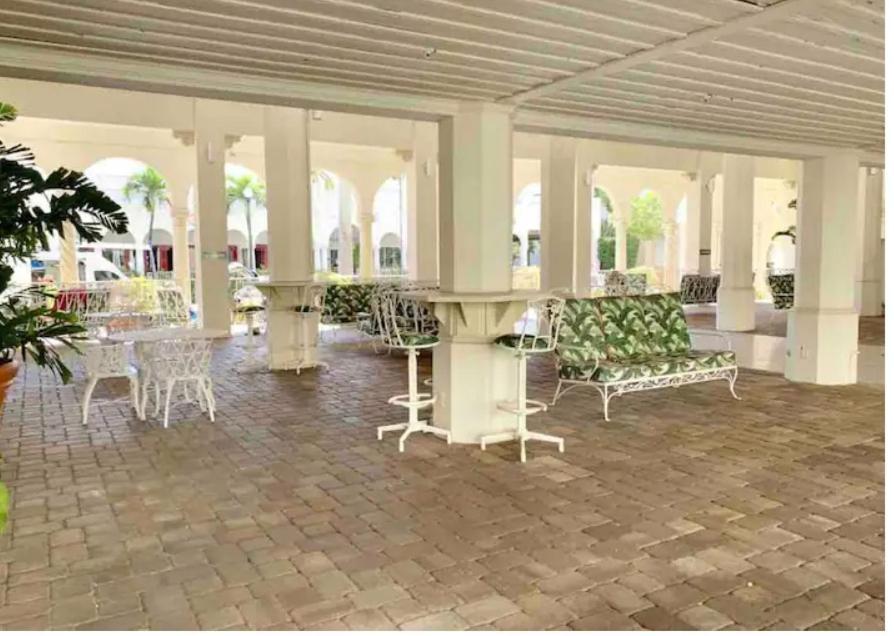 Romantic Studio In The Heart Of Palm Beach Bagian luar foto
